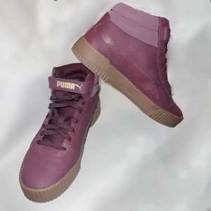 Carina hi top Pumas Burgundy w/gum sole  Great condition! Size 9.5 womens comfy!